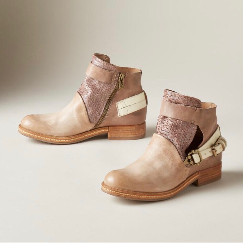 🆕 AS 98 | Women Valen Ravenswood Leather Boots